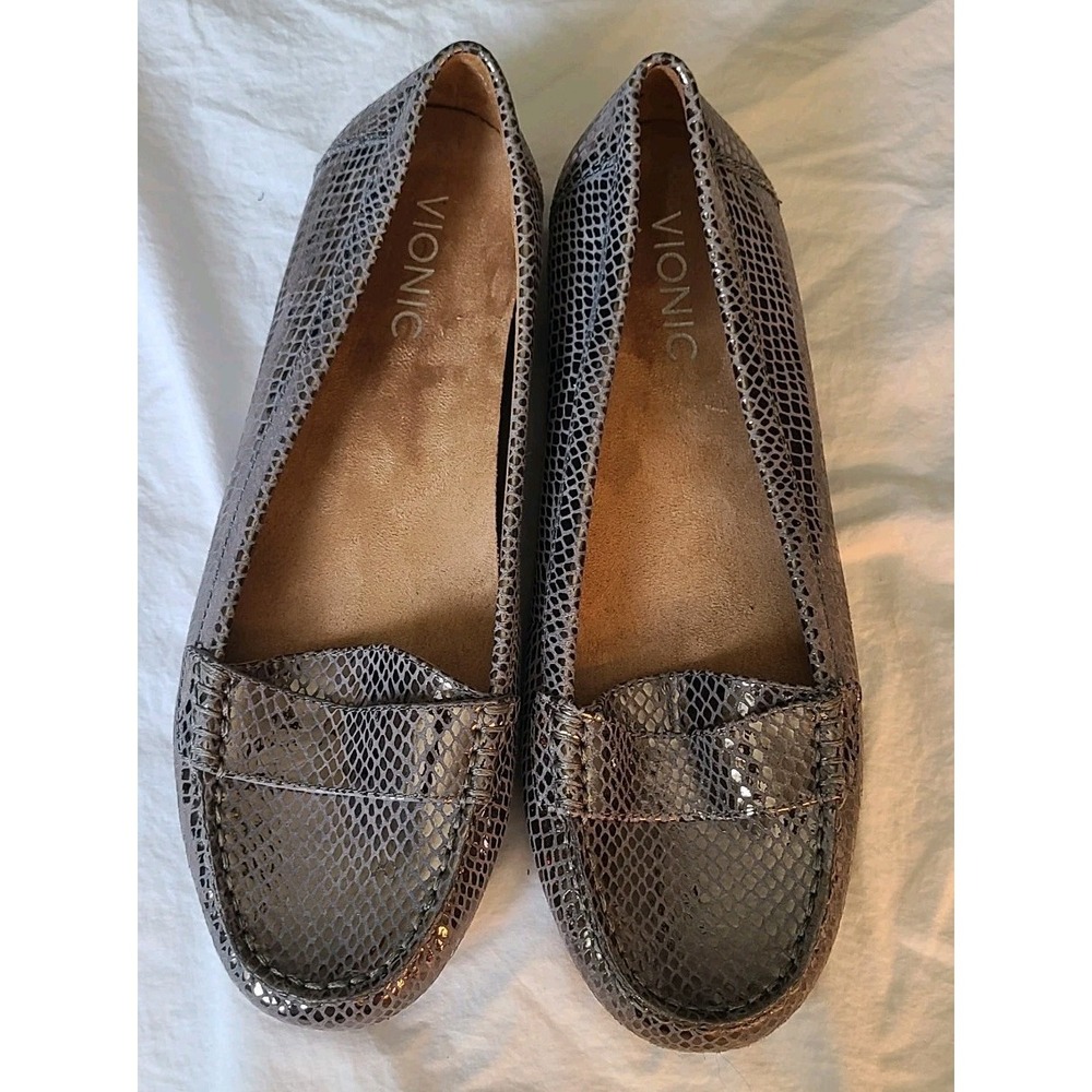 Vionic Larrun Driving Loafer Shoes Women's 8 Silver Leather Snakeskin Embossed